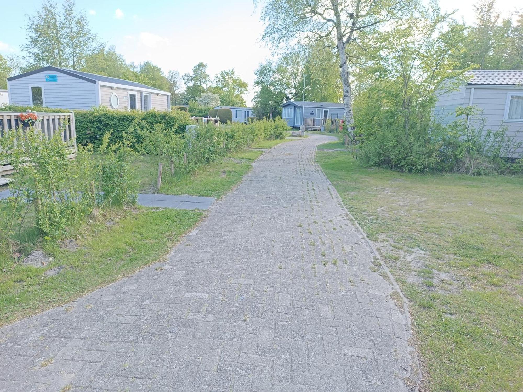 Bj Chalets - Robbengat 85 - Gezellige Chalet Op Vakantiepark Lauwersoog! Vroege Incheck! Met Airco! Bagian luar foto